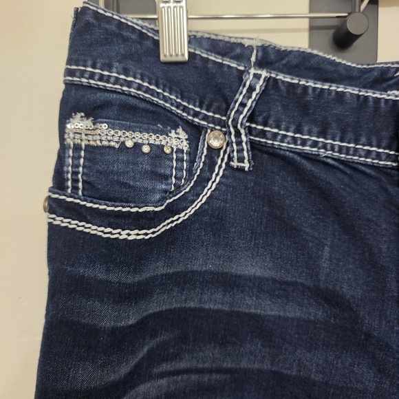 Maurices Blue Boot Cut Jeans with Contrast Stitching Size 11/12 - Picture 5 of 11